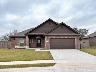 709 Hadley Ln, Valley View, TX 76272