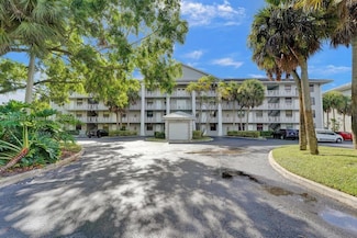 1510 Whitehall Dr Unit 402, Davie, FL 33324
