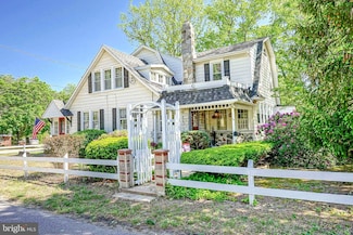 15 W Grove St, Pine Hill, NJ 08021