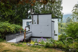 551 Lakeside Dr, Sedro Woolley, WA 98284