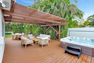 646 NE 114th St, Biscayne Park, FL 33161