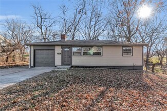 6103 N Virginia Ave, Kansas City, MO 64118