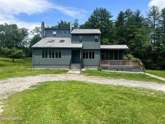 215 Cross Rd, Great Barrington, MA 01230