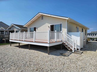 18 Kirkwood Cir, Brigantine, NJ 08203