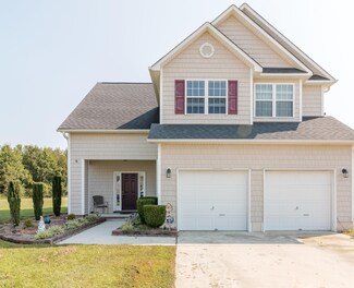 100 Hall Effect Ln, Maple Hill, NC 28454