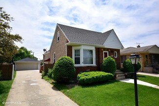 7035 W Seward St, Niles, IL 60714
