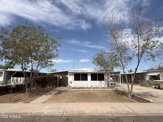 7122 N 68th Dr, Glendale, AZ 85303