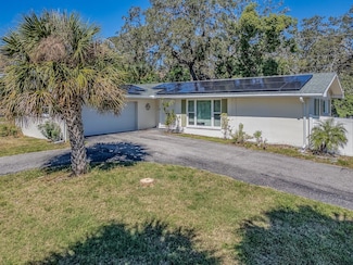 3425 High Bluff Dr, Largo, FL 33770