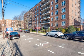 34-43 60 St Unit 4L, Woodside, NY 11377