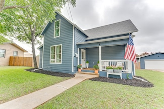 113 Sewell Ave, Midlothian, TX 76065