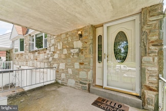 13059 Stevens Rd, Philadelphia, PA 19116