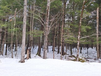 7 Highland Pines Rd, Bridgton, ME 04009