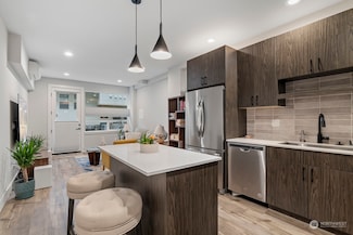 1620 S Lane St Unit E, Seattle, WA 98144