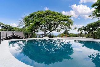 78-6781 Walua Rd, Kailua Kona, HI 96740