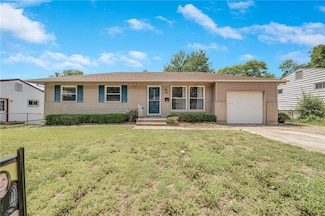 3208 S Claremont Ave, Independence, MO 64052