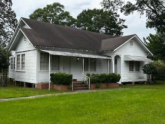 339 County Road 740, Buna, TX 77612
