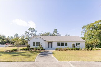 612 E Cherry St, Jesup, GA 31546