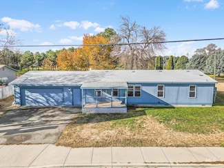 751 N School Ave, Kuna, ID 83634