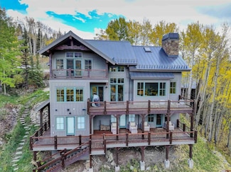 99 Anthracite Dr, Crested Butte, CO 81225