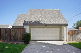 101 Portola Way Unit 7, Tracy, CA 95376