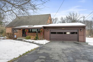 2801 Consaul Rd, Schenectady, NY 12304
