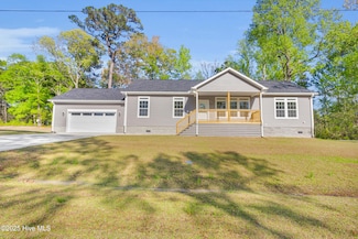 429 Country Club Dr, Minnesott Beach, NC 28510
