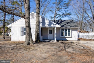 1217 S Beecham Rd, Williamstown, NJ 08094