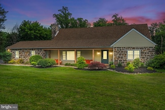 121 Gwynedd Manor Rd, North Wales, PA 19454