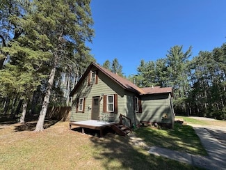 302 North St, Nevis, MN 56467