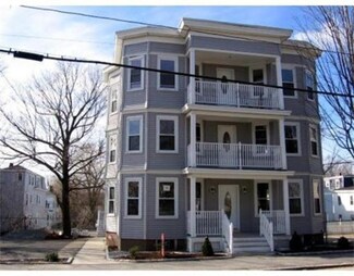 8 Cedar St Unit 1, Haverhill, MA 01830