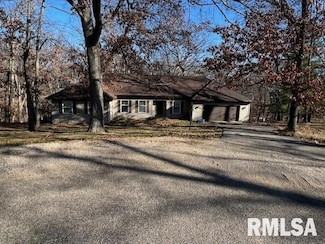 92 Oakridge Ct, Dahinda, IL 61428