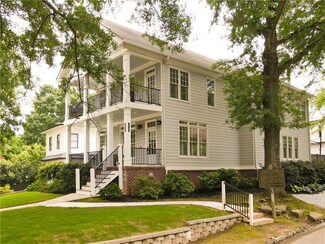 1764 Defoor Ave NW, Atlanta, GA 30318