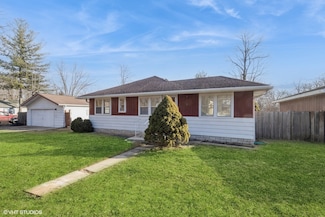 27569 N Beech St, Island Lake, IL 60042
