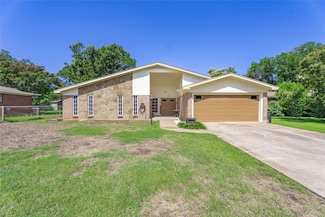 1224 Park Center St, Benbrook, TX 76126