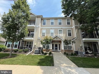 76 Kyle Way, Ewing, NJ 08628