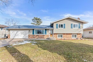 8232 Yates Ave N, Brooklyn Park, MN 55443