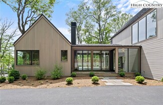 320 Hemlock Dr, Linville, NC 28646