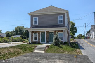 802 Reese Ave, Hershey, PA 17033