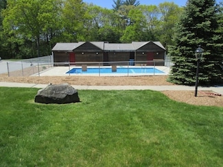 168 Hart St Unit 69, Taunton, MA 02780