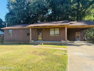 1115 Grant St, Dyersburg, TN 38024