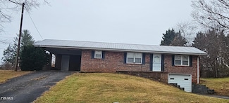 55 S Greene St, Greeneville, TN 37743