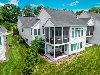 6208 Lime Stone Rd, Parkville, MO 64152