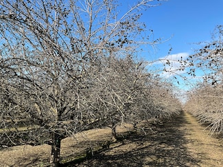 5100 S Pratt St, Tulare, CA 93274