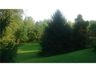 2860 Courtright Rd, Columbus, OH 43232