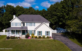 46 Towpath Ln, Waterford, NY 12188
