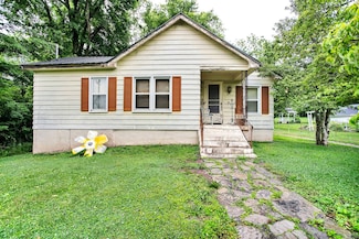 120 S Sixth St, Bradfordsville, KY 40009