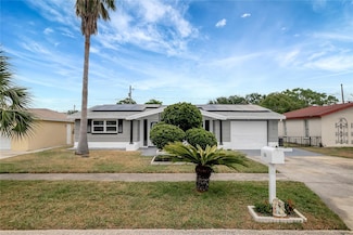 1516 Roundtree Rd, Holiday, FL 34690