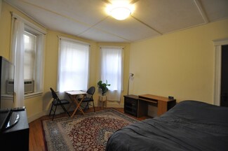 131 Park Dr Unit 11, Boston, MA 02215