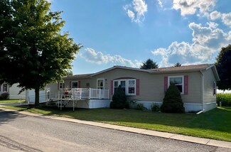 410 Birds Nest Ln, Mason, MI 48854