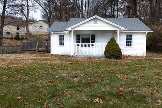 1017 Oak Drive Cir, Kingsport, TN 37665